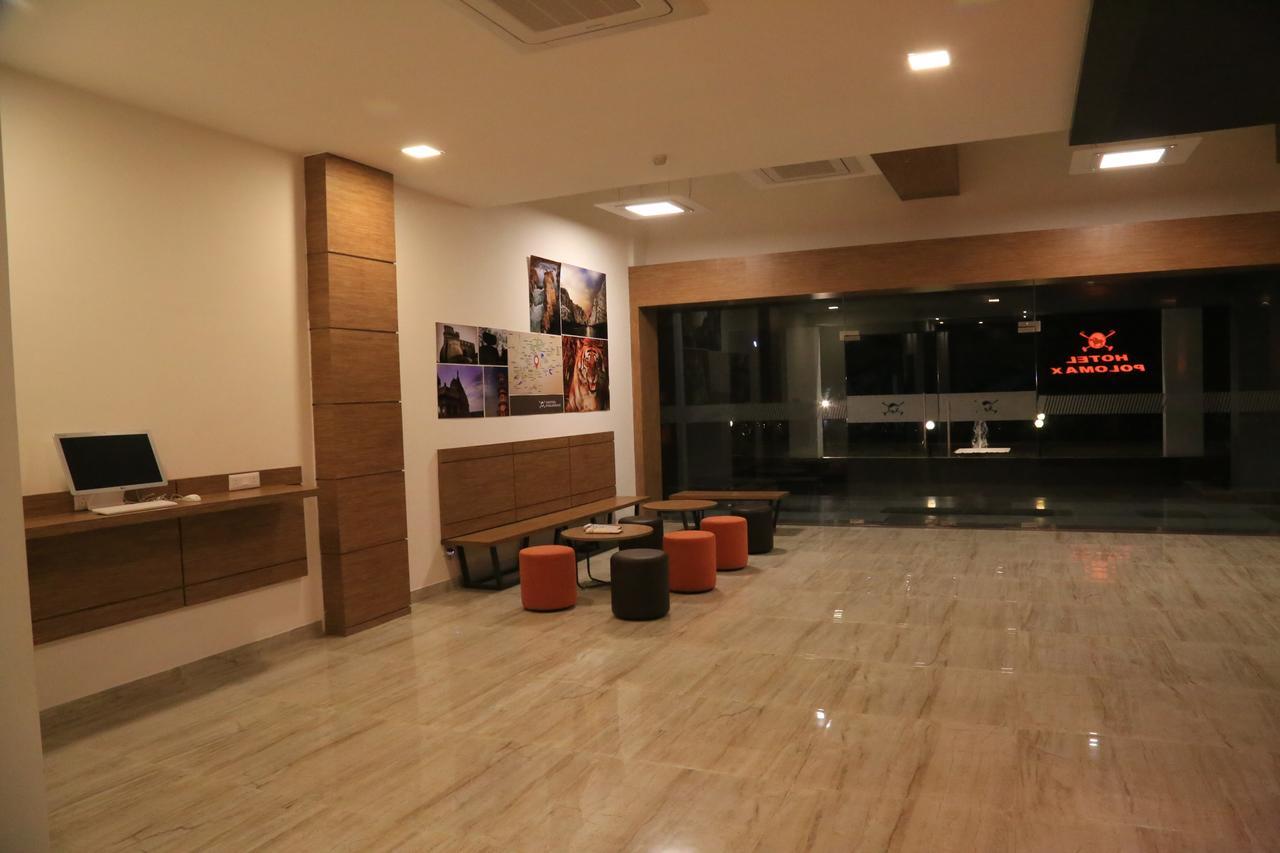 Max Hotels Jabalpur Zewnętrze zdjęcie