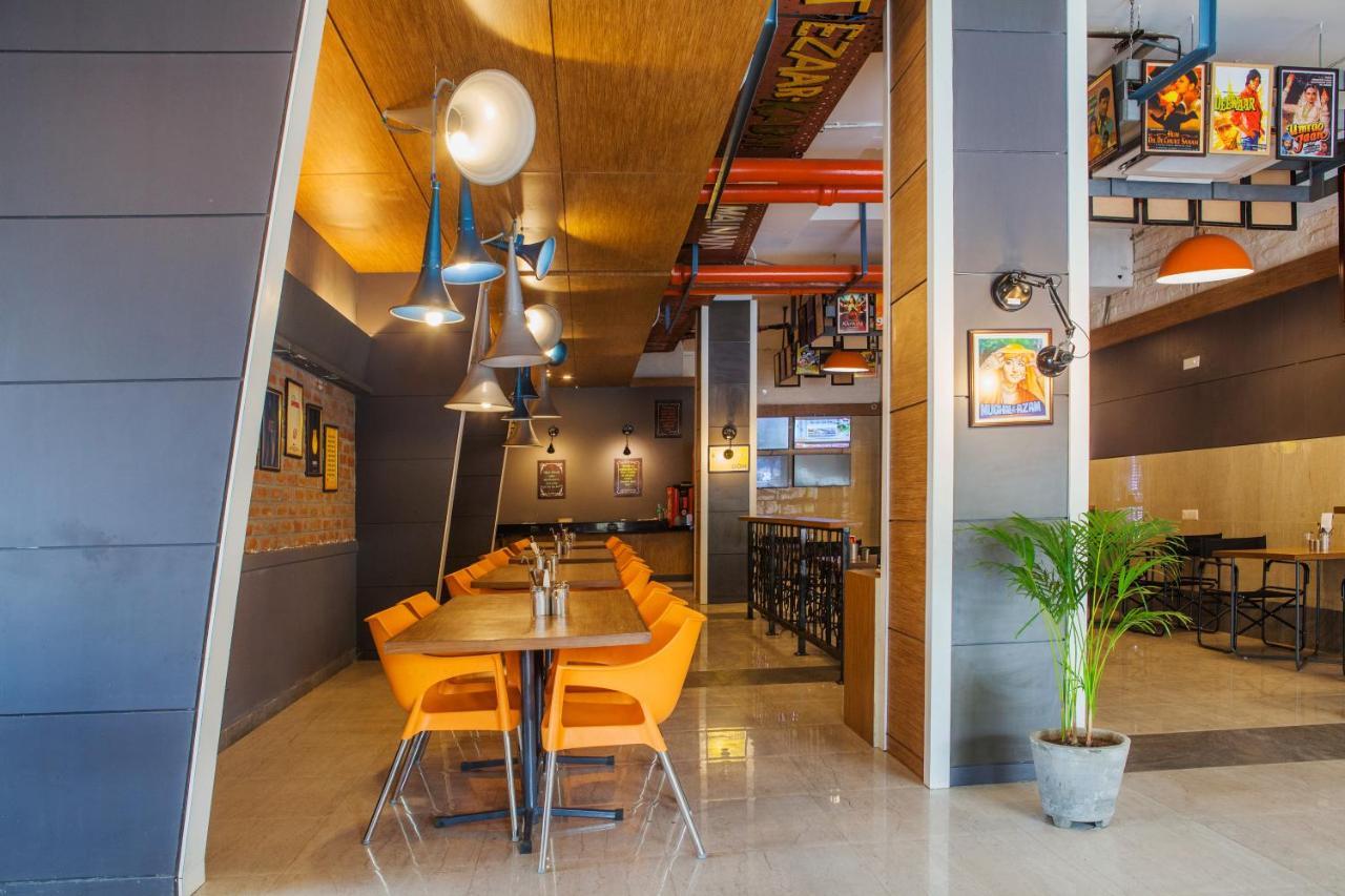 Max Hotels Jabalpur Zewnętrze zdjęcie